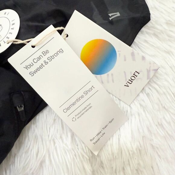 Women Vuori Clementine Performance Short Mid Rise Black Watercolor Camo Large - Picture 12 of 12